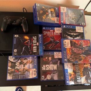 PlayStation 4 + 12 Games